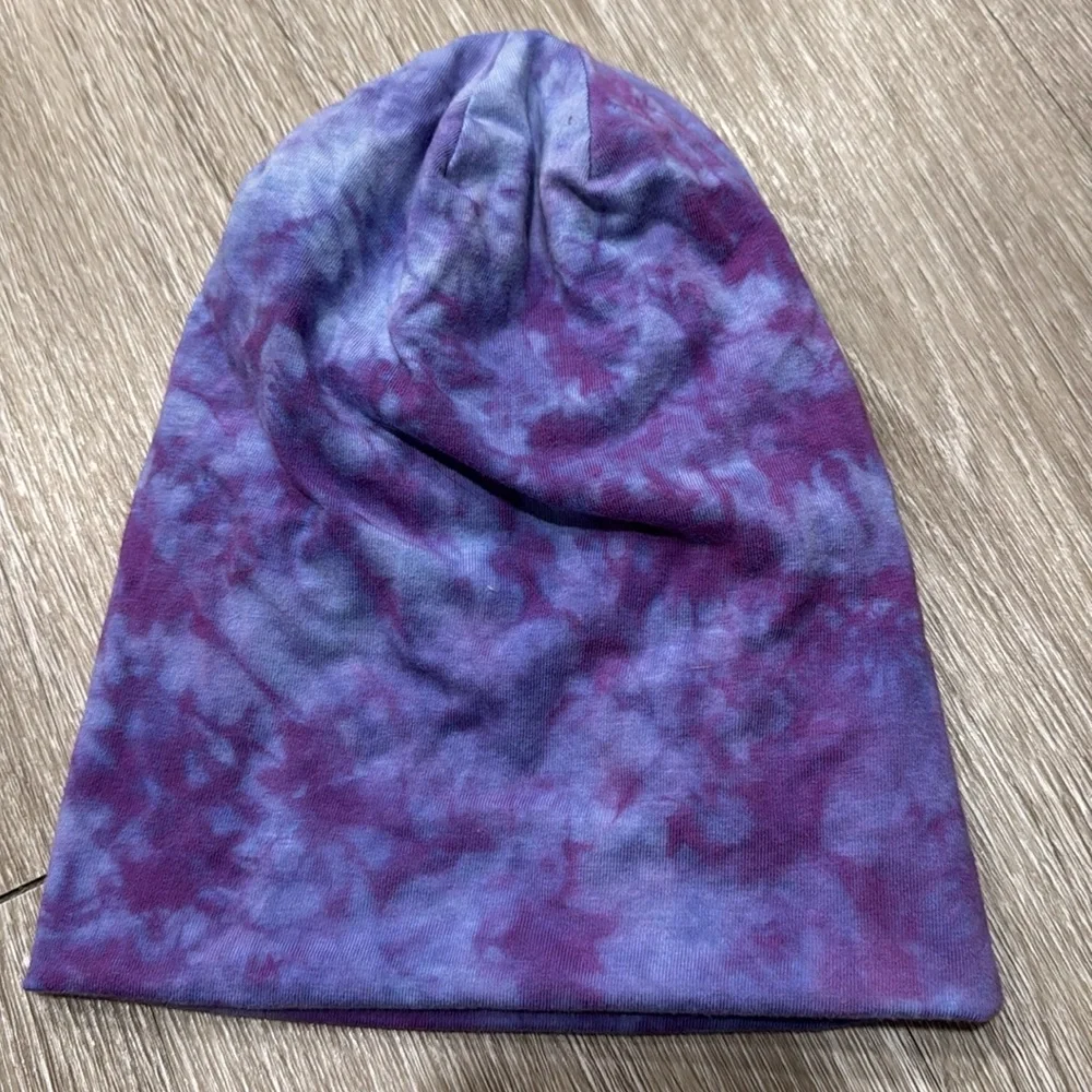 Girls Rhine stone studded tie dye beanie
